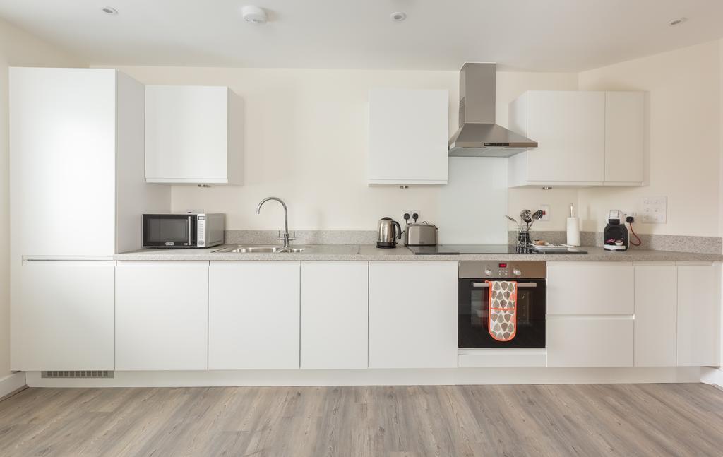 House Of Fisher- Solstice House Apartments Farnborough  Exterior foto