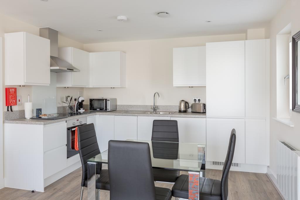 House Of Fisher- Solstice House Apartments Farnborough  Exterior foto