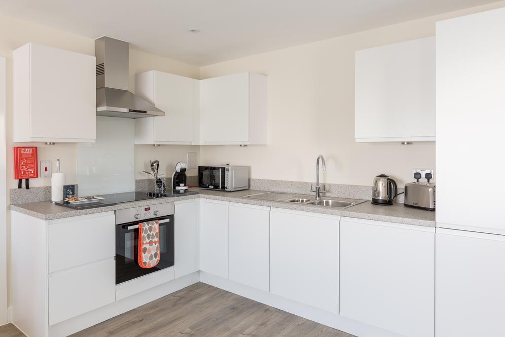 House Of Fisher- Solstice House Apartments Farnborough  Exterior foto