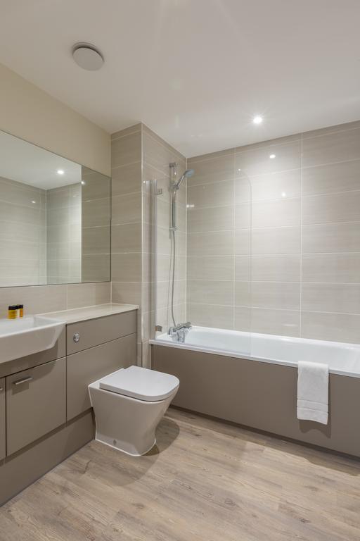 House Of Fisher- Solstice House Apartments Farnborough  Exterior foto